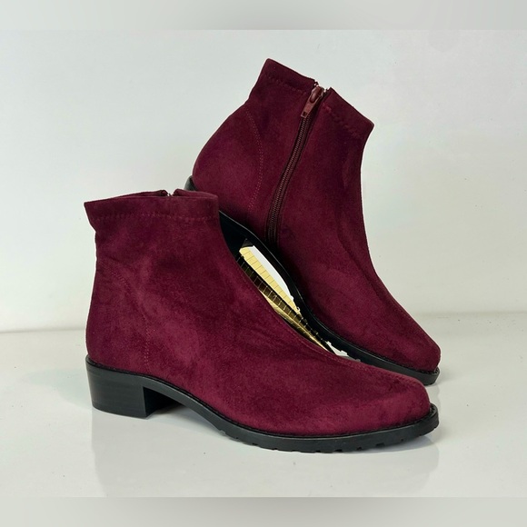 RON WHITE Mulberry GORGI suede ankle boots size 38.5/8US. - Picture 1 of 10